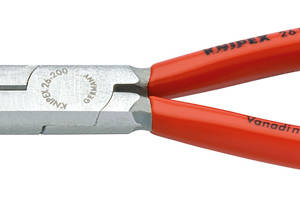 Длинногубцы с режущими кромками, губки 40°, 200 мм, фосфатированные, обливные ручки, SB