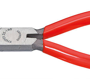 Длинногубцы с режущими кромками, губки 40°, 160 мм, фосфатированные, обливные ручки, SB