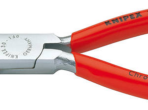 Длинногубцы, плоские рифлённые губки 42 мм, длина 140 мм, хром, обливные ручки